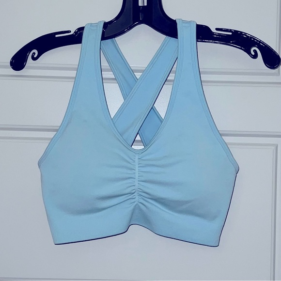 Alphalete Amplify High-Impact Seamless Crossed Back Scrunched Bra Blue Medium 🩵 - Picture 2 of 6